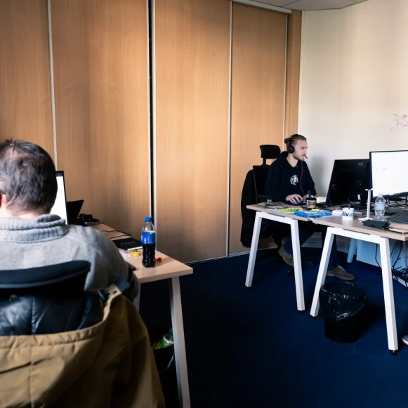 Bureau privé 20 m² 4 postes Location bureau Rue de Constantine Le Mans 72000 - photo 4