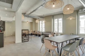 Espace indépendant - 75009 - 129 postes - 81500€