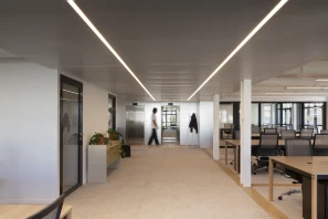 Bureau privé - 75018 - 52 postes - 39000€