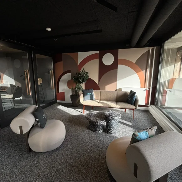Bureau privé 13 m² 3 postes Coworking Square Alban Satragne Paris 75010 - photo 1