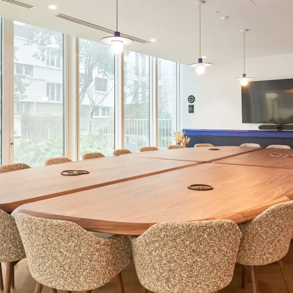 Bureau privé 37 m² 12 postes Location bureau Avenue Charles de Gaulle Neuilly-sur-Seine 92200 - photo 1