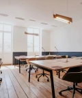 Open Space - 33300 - 14 postes - 290€