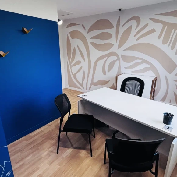 Bureau privé 13 m² 3 postes Location bureau Impasse Ampère La Roche-sur-Yon 85000 - photo 3