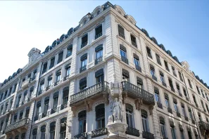 Bureau privé - 69001 - 4 postes - 740€