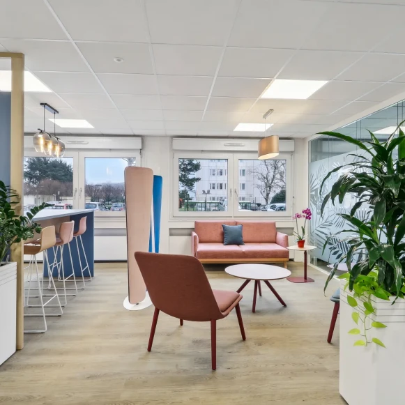 Bureau privé 10 m² 2 postes Coworking Boulevard Vincent Gâche Nantes 44200 - photo 6