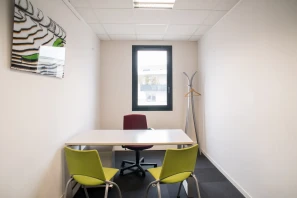 Bureau privé - 69007 - 2 postes - 650€