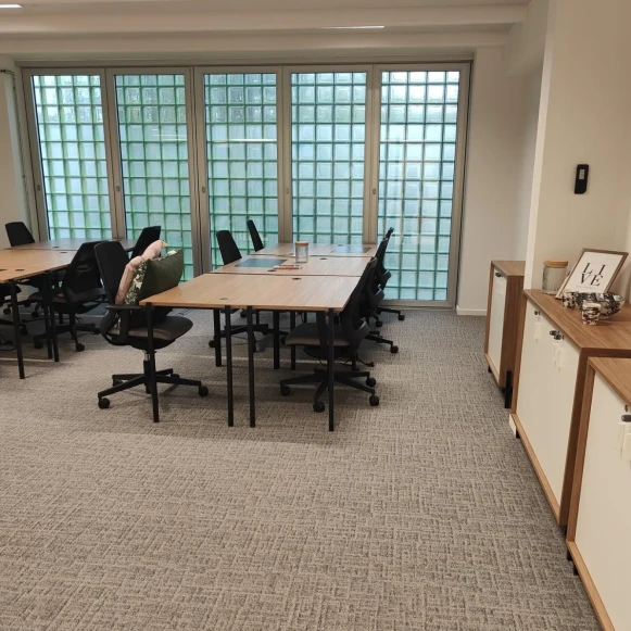 Bureau privé 24 m² 7 postes Coworking Rue de Tolbiac Paris 75013 - photo 1