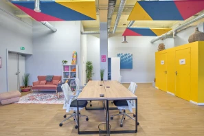 Open Space - 67000 - 1 poste - 389€