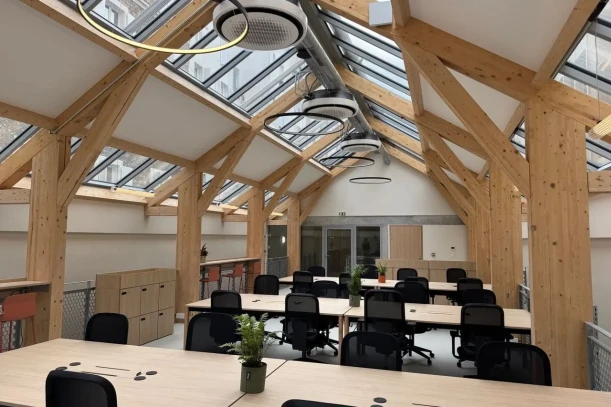 Bureau privé - 92120 - 2 postes - 1200€