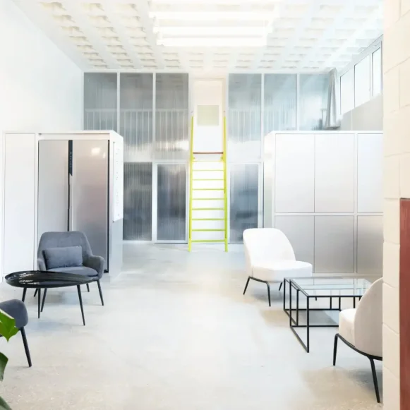 Bureau privé 8 m² 2 postes Location bureau Rue Fernand Léger Paris 75020 - photo 6
