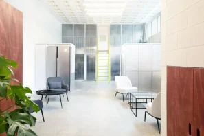 Open Space - 75020 - 4 postes - 700€