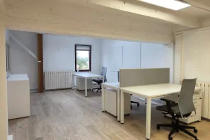 Bureau privé - 78810 - 8 postes - 620€