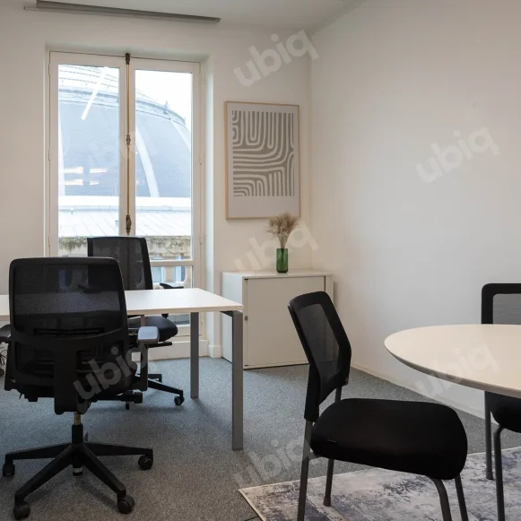 Bureau privé 14 m² 4 postes Coworking Rue du Louvre Paris 75001 - photo 10
