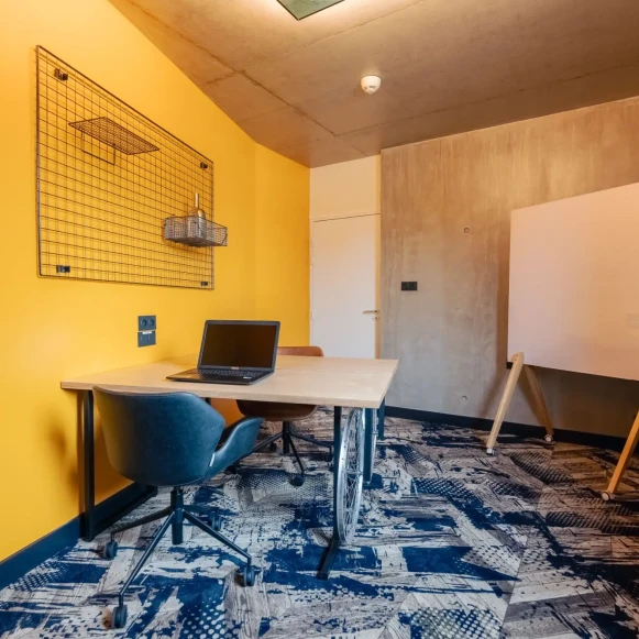 Bureau privé 155 m² 20 postes Coworking Avenue Halley Villeneuve-d'Ascq 59650 - photo 4