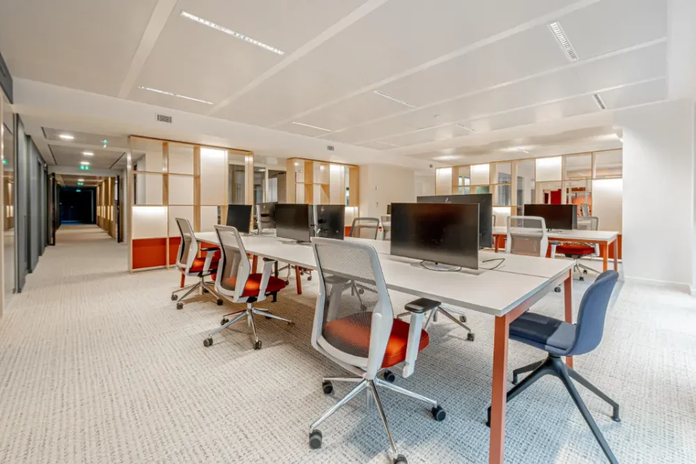 Espace indépendant - 75009 - 134 postes - 109880€