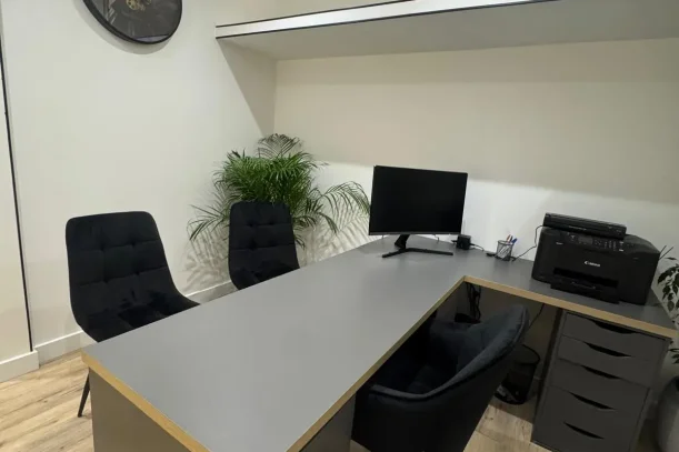 Bureau privé - 60740 - 1 poste - 650€