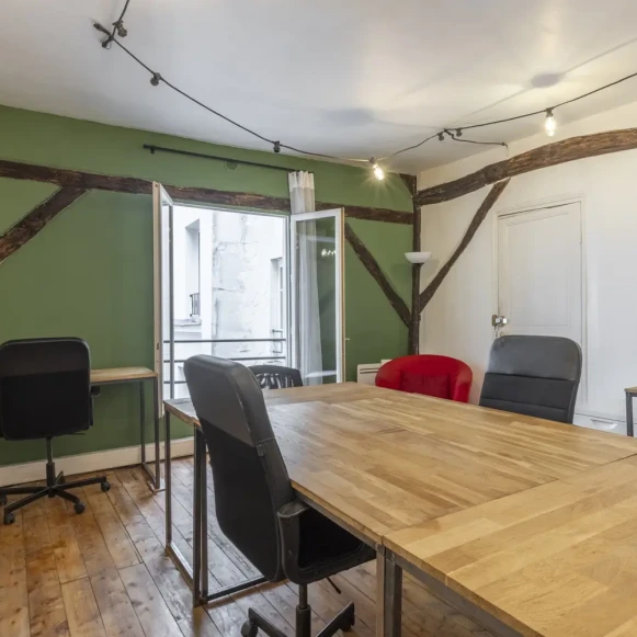 Bureau privé 15 m² 6 postes Coworking Rue des Epinettes Paris 75017 - photo 2