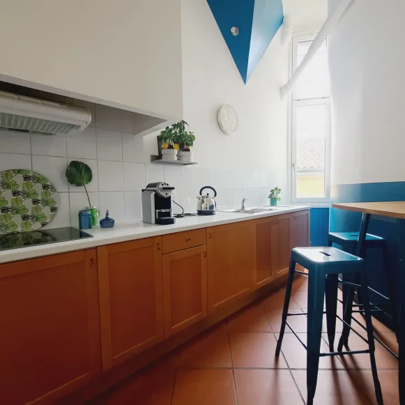 Bureau privé 38 m² 7 postes Coworking Rue de Maguelone Montpellier 34000 - photo 4