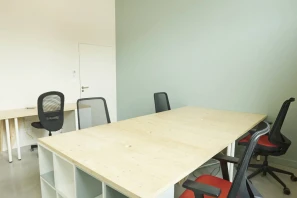 Bureau privé - 33130 - 6 postes - 1800€