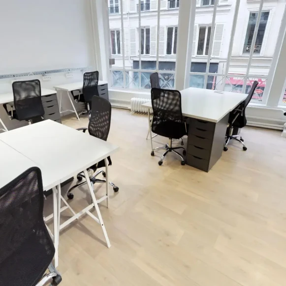 Espace indépendant 191 m² 40 postes Location bureau Rue des Petites Écuries Paris 75010 - photo 4