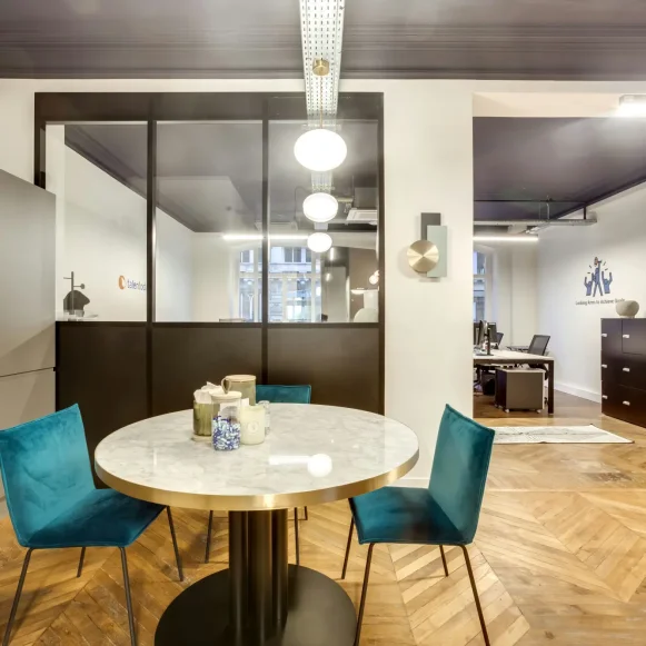 Espace indépendant 126 m² 18 postes Location bureau Rue Réaumur Paris 75002 - photo 2