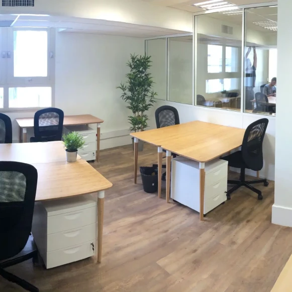 Bureau privé 38 m² 10 postes Coworking Rue Cardinet Paris 75017 - photo 5