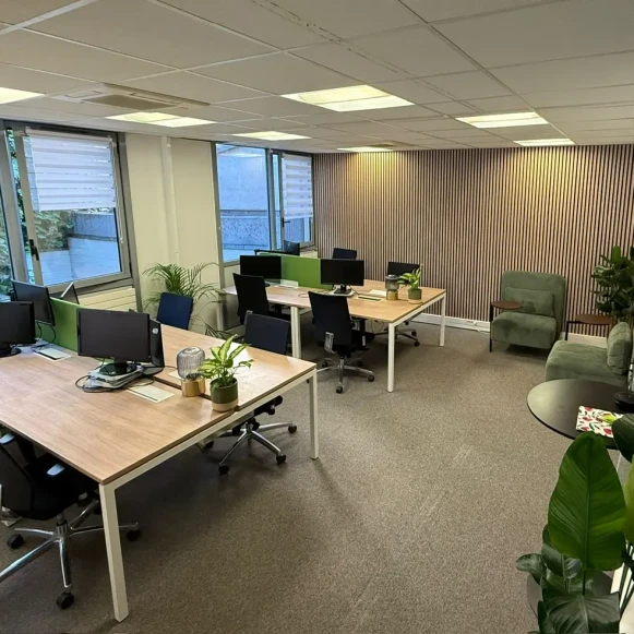 Bureau privé 50 m² 10 postes Location bureau Rue Louis Rouquier Levallois-Perret 92300 - photo 1