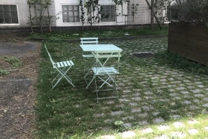 Open Space - 75020 - 1 poste - 260€