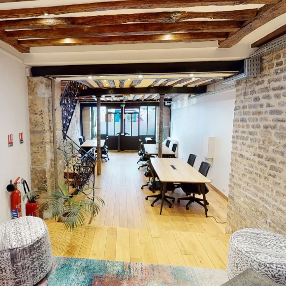 Open Space  2 postes Coworking Rue Saint-Martin Paris 75003 - photo 1