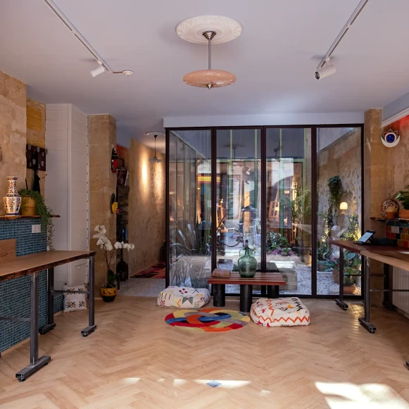 Open Space  4 postes Location bureau Rue des Argentiers Bordeaux 33000 - photo 1