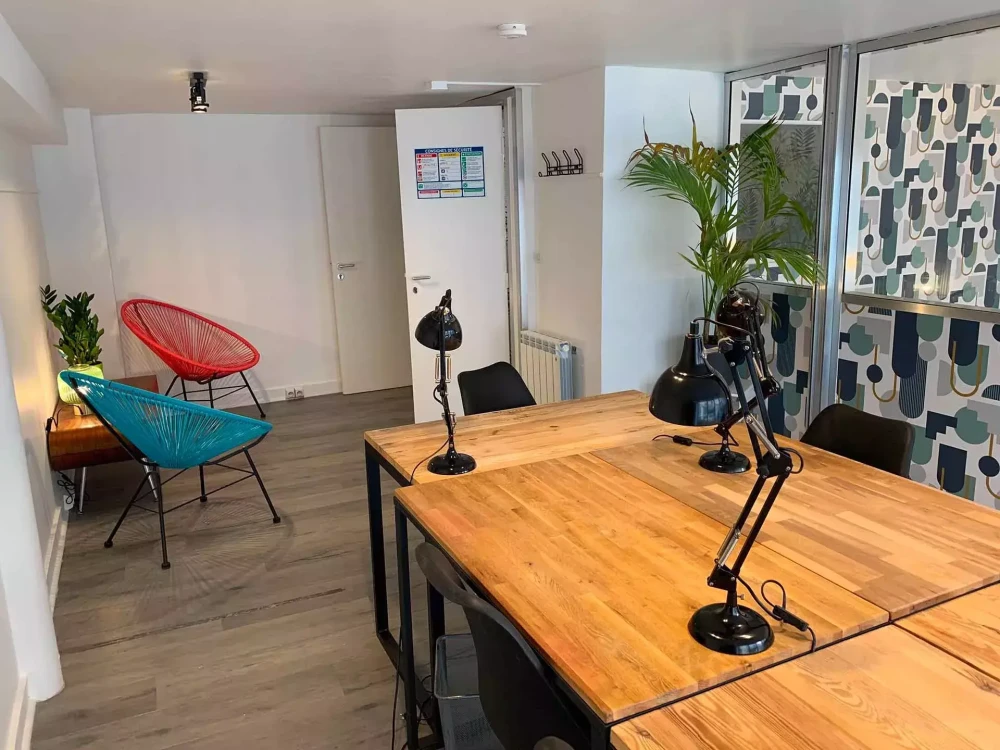 Espace indépendant - 75011 - 15 postes - 6500€