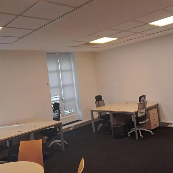 Bureau privé 36 m² 8 postes Coworking Rue Cambon Paris 75001 - photo 3