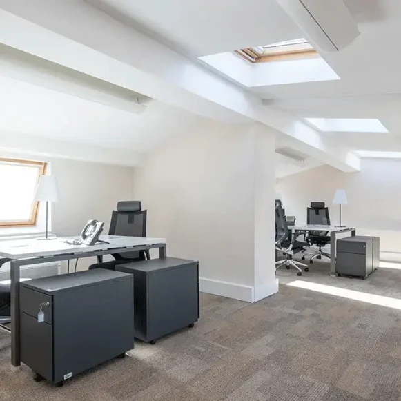 Bureau privé 44 m² 6 postes Coworking Rue Taitbout Paris 75009 - photo 5