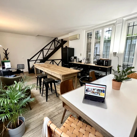 Bureau privé 15 m² 5 postes Coworking Rue Gonnet Paris 75011 - photo 4