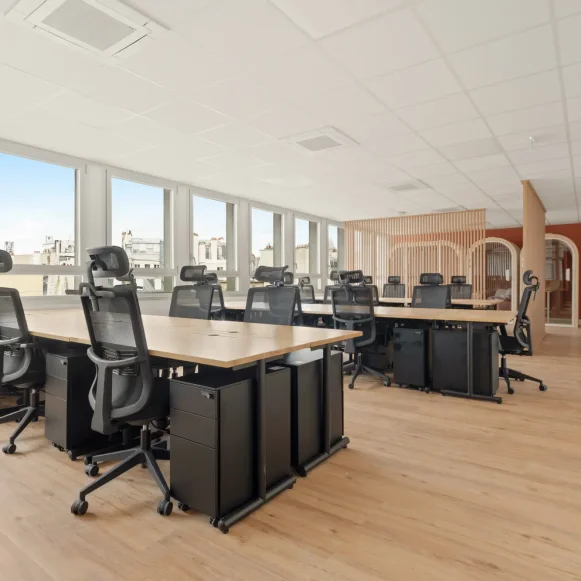 Espace indépendant 118 m² 19 postes Location bureau Rue Cadet Paris 75009 - photo 1