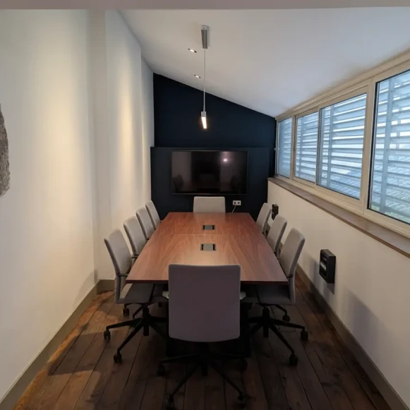 Open Space  10 postes Coworking Rue Saint-André Rhône 69007 - photo 1