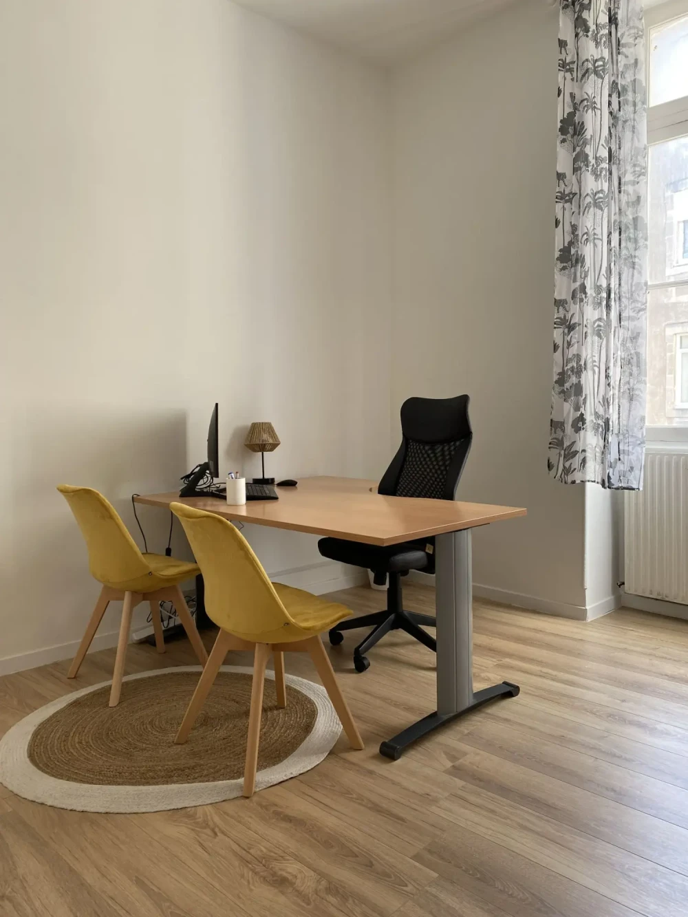 Bureau privé - 34500 - 1 poste - 300€