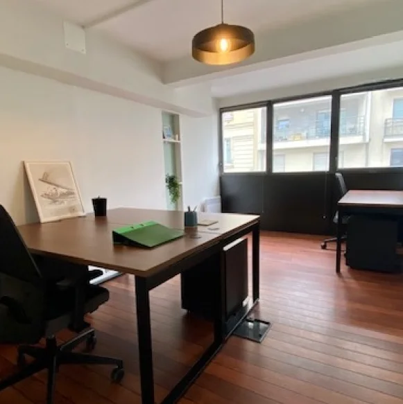 Bureau privé 14 m² 3 postes Location bureau Rue Paul Painlevé Nantes 44000 - photo 6