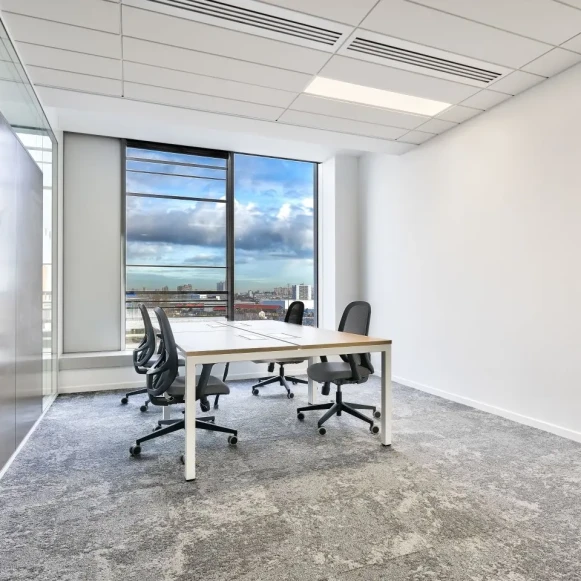 Bureau privé 28 m² 4 postes Coworking Avenue de l'Europe Bois-Colombes 92270 - photo 1