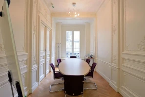Bureau privé - 75008 - 1 poste - 896€