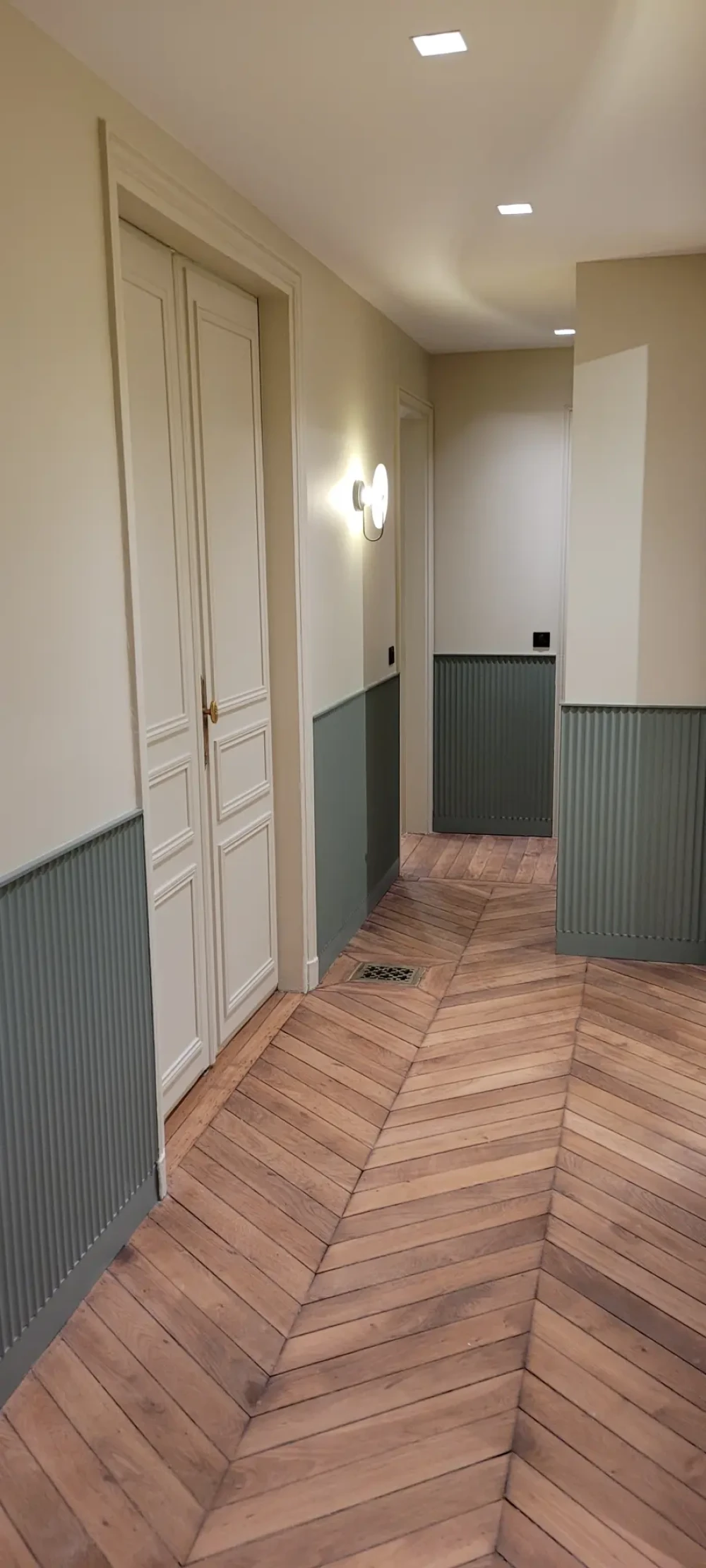 Espace indépendant - 75017 - 4 postes - 2050€