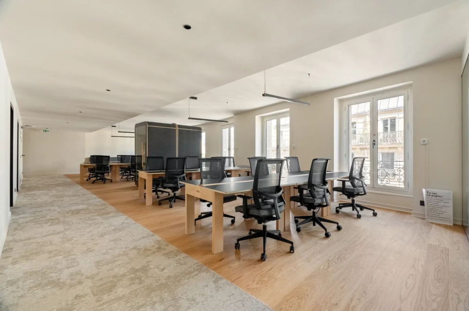 Jöro Rue Le Peletier