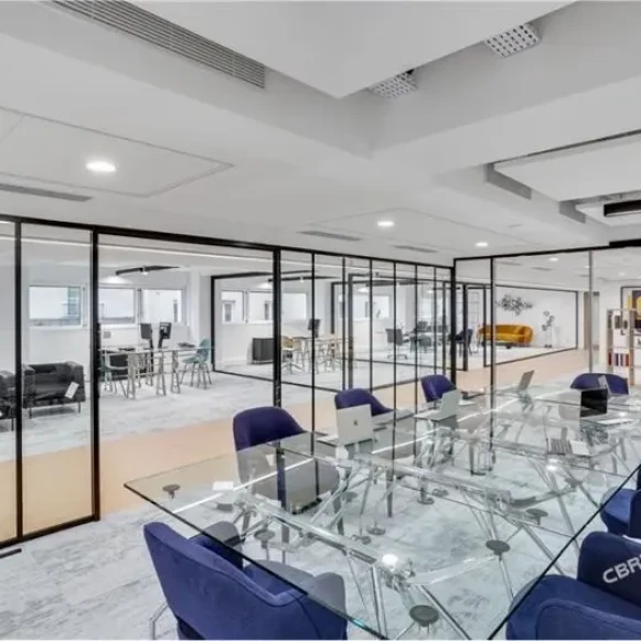 Espace indépendant 600 m² 36 postes Location bureau Rue Feydeau Paris 75002 - photo 3