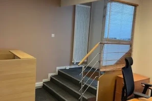 Espace indépendant - 75011 - 12 postes - 6400€