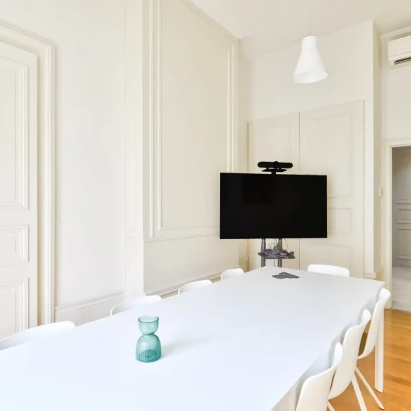 Bureau privé 135 m² 18 postes Coworking Rue de la République Lyon 69001 - photo 4