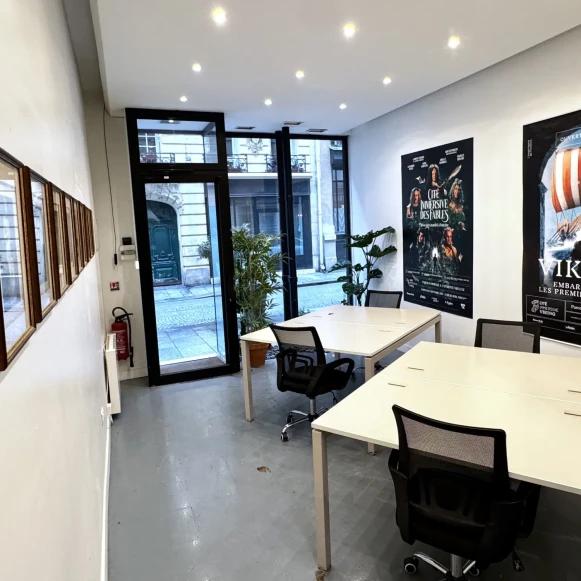 Open Space  10 postes Location bureau Rue Greneta Paris 75002 - photo 3