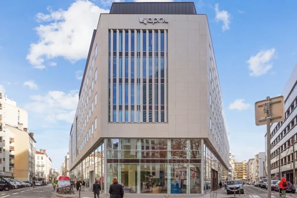 Bureau privé - 69006 - 4 postes - 1800€