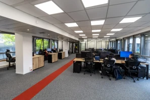 Bureau privé - 92500 - 4 postes - 1150€