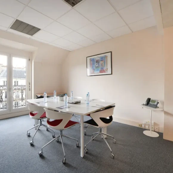 Bureau privé 11 m² 2 postes Coworking Boulevard de Sébastopol Paris 75001 - photo 9