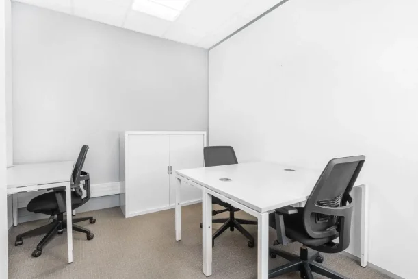 Bureau privé - 93160 - 5 postes - 490€